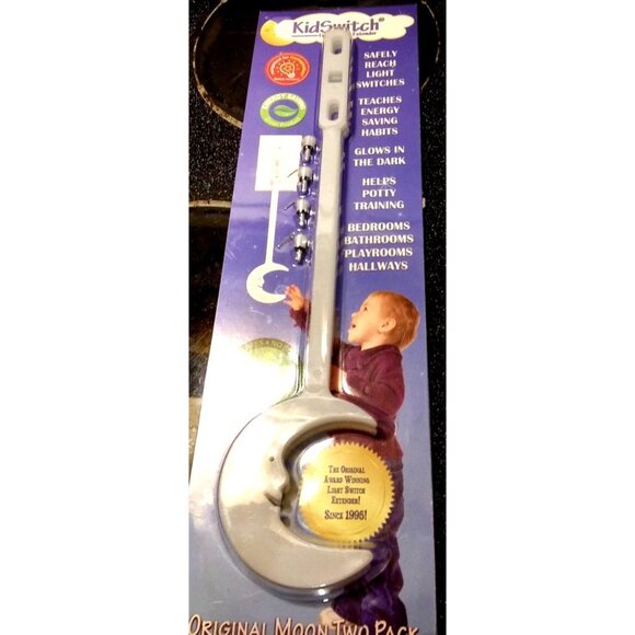 New KidSwitch two (2) pack glow in the dark award winning light switch extender - Picture 1 of 8